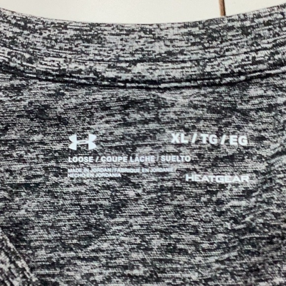 Under Armour Gray Fitted Short Sleeve T-Shirt - Picture 2 of 4
